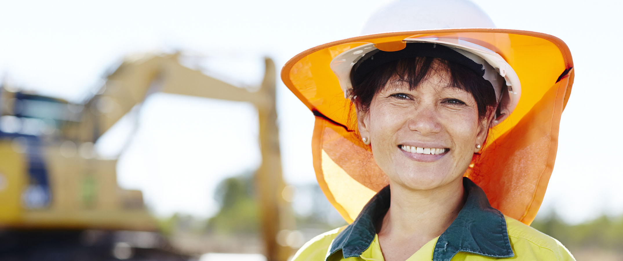 Photo shows an Aspen Medical clinician on an oil and gas site.